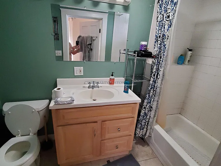 19 Winthrop St #1 — Photo 20