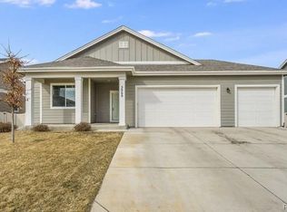 3960 Peach St, Wellington, CO 80549