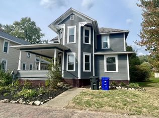 30 State St, Amesville, OH 45711