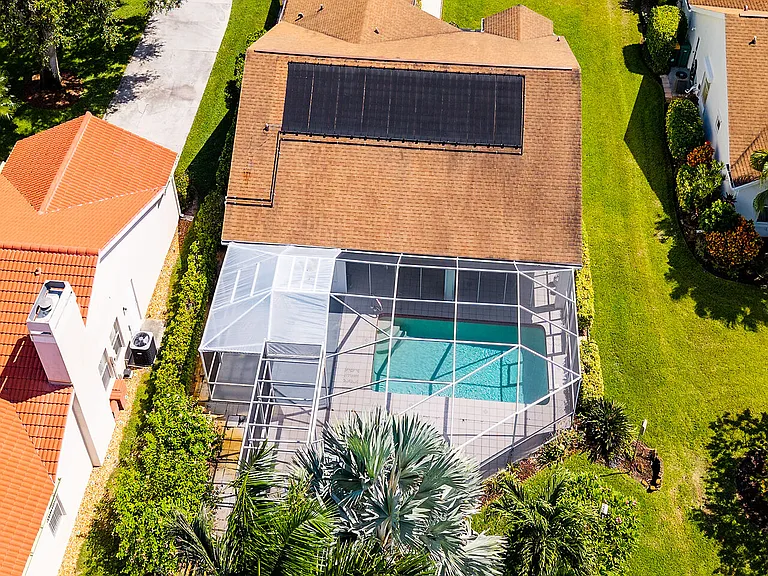 443 Dundee Ct — Photo 41