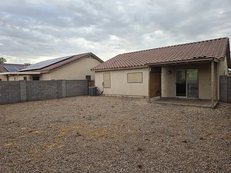 643 W Kingman Loop — Photo 13