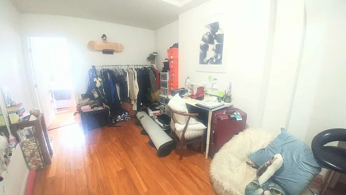 Rented by Downtown Mgt & Realty LLC | media 3