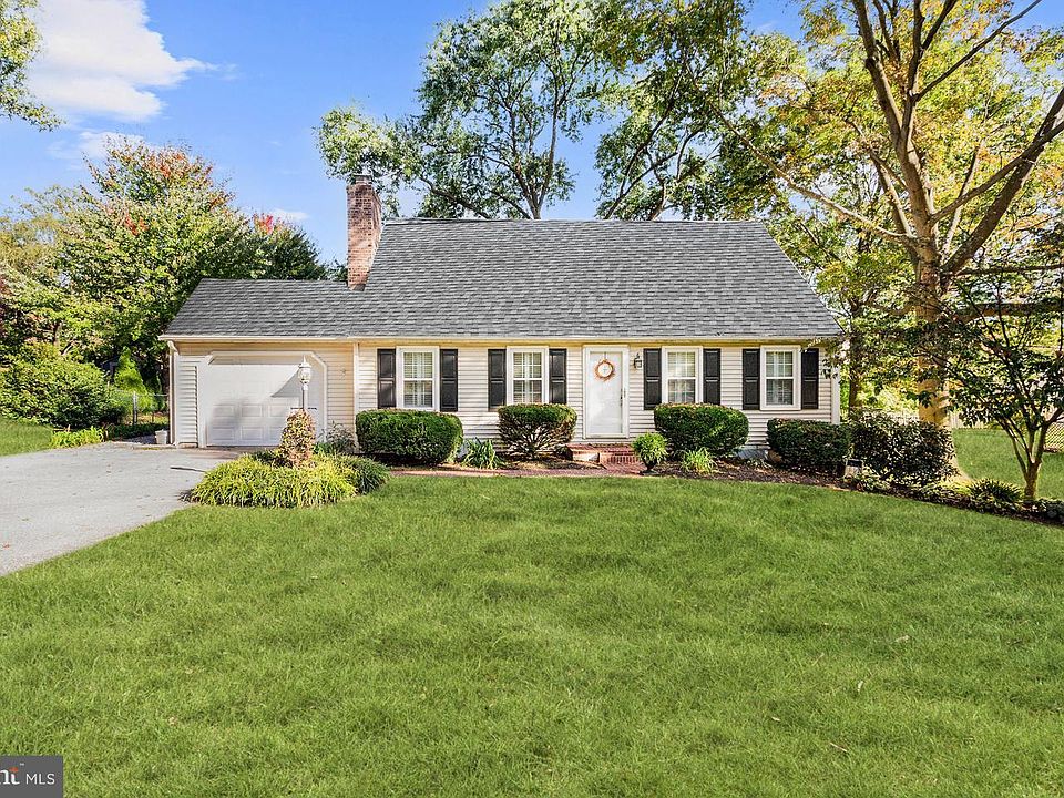 1st image of 55 Deerfield Ln