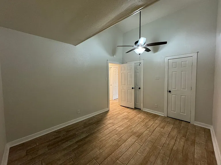 2316 Andover Dr — Photo 14