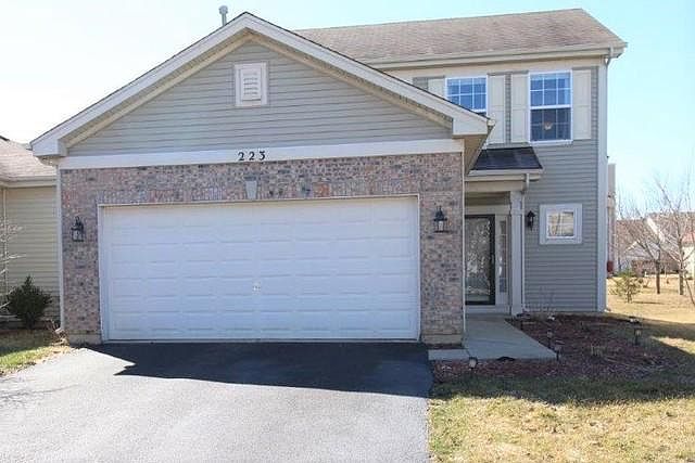 1st image of 223 W Norwell Ln