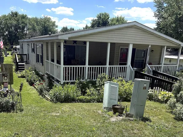 11352 Lakeside Dr #45, Hagerstown, MD 21740