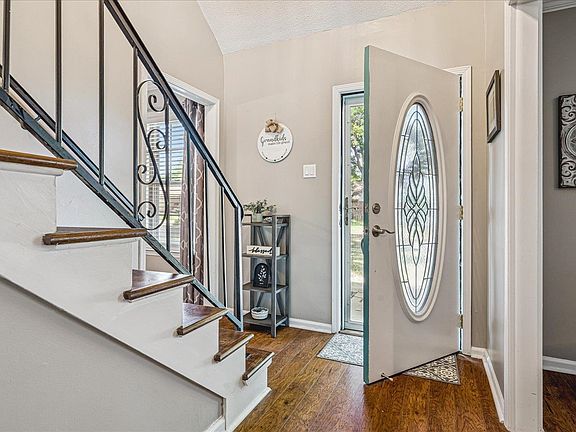 3rd image of 2944 Charles Bryan Rd