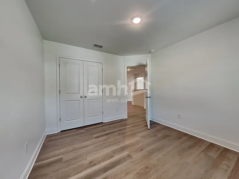 1634 Soapstone Rd — Photo 17