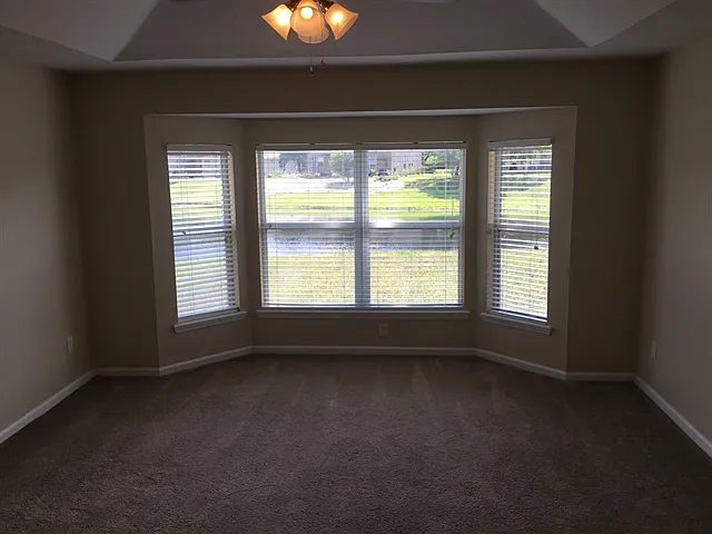 2024 Chaucer Ln — Photo 7