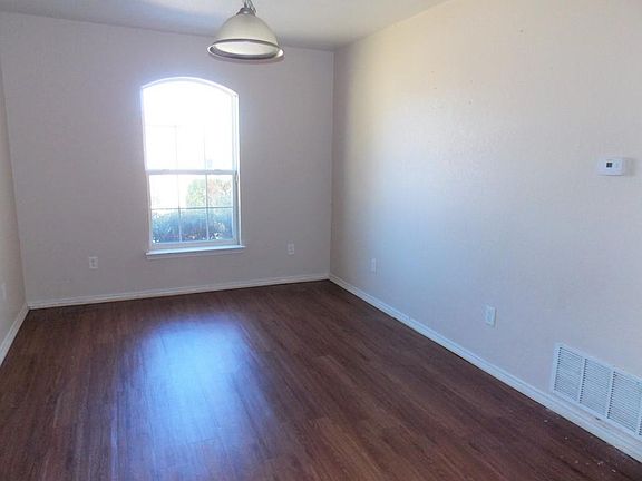4th image of 7421 Upland Bend Dr