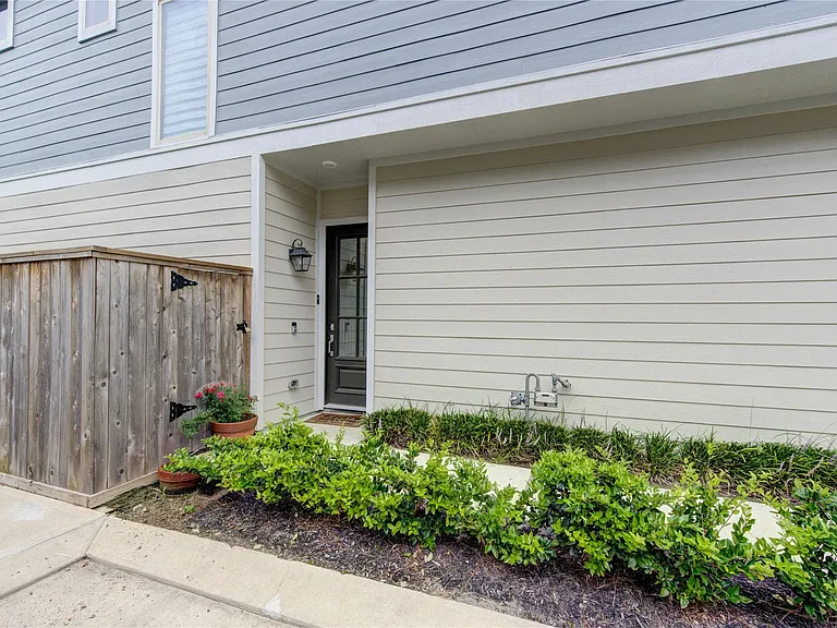 5103 Royal Heath Dr — Photo 2