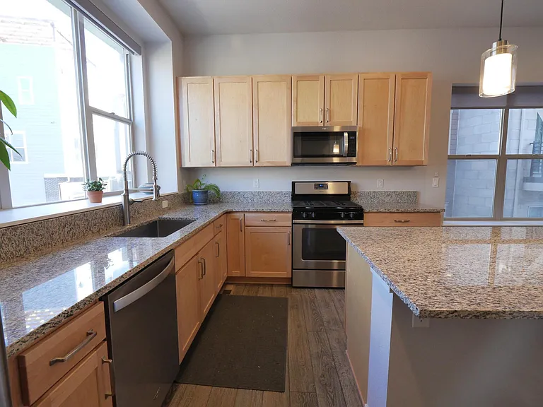 428 Paintbrush Ln — Photo 4