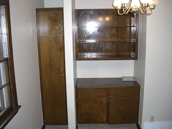 4th image of 3402 S 91st St