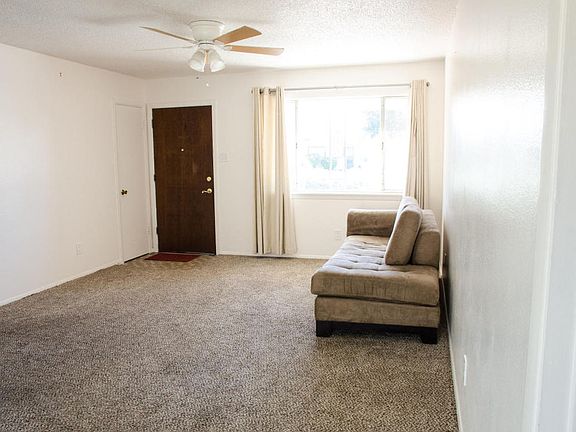 5th image of 11721 La Cueva Ln NE