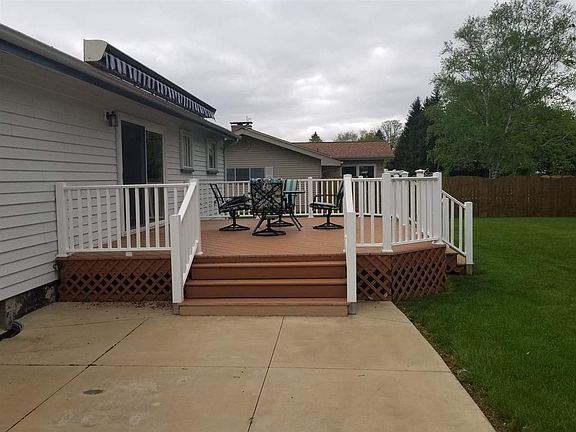 3rd image of 3433 Golfview Dr
