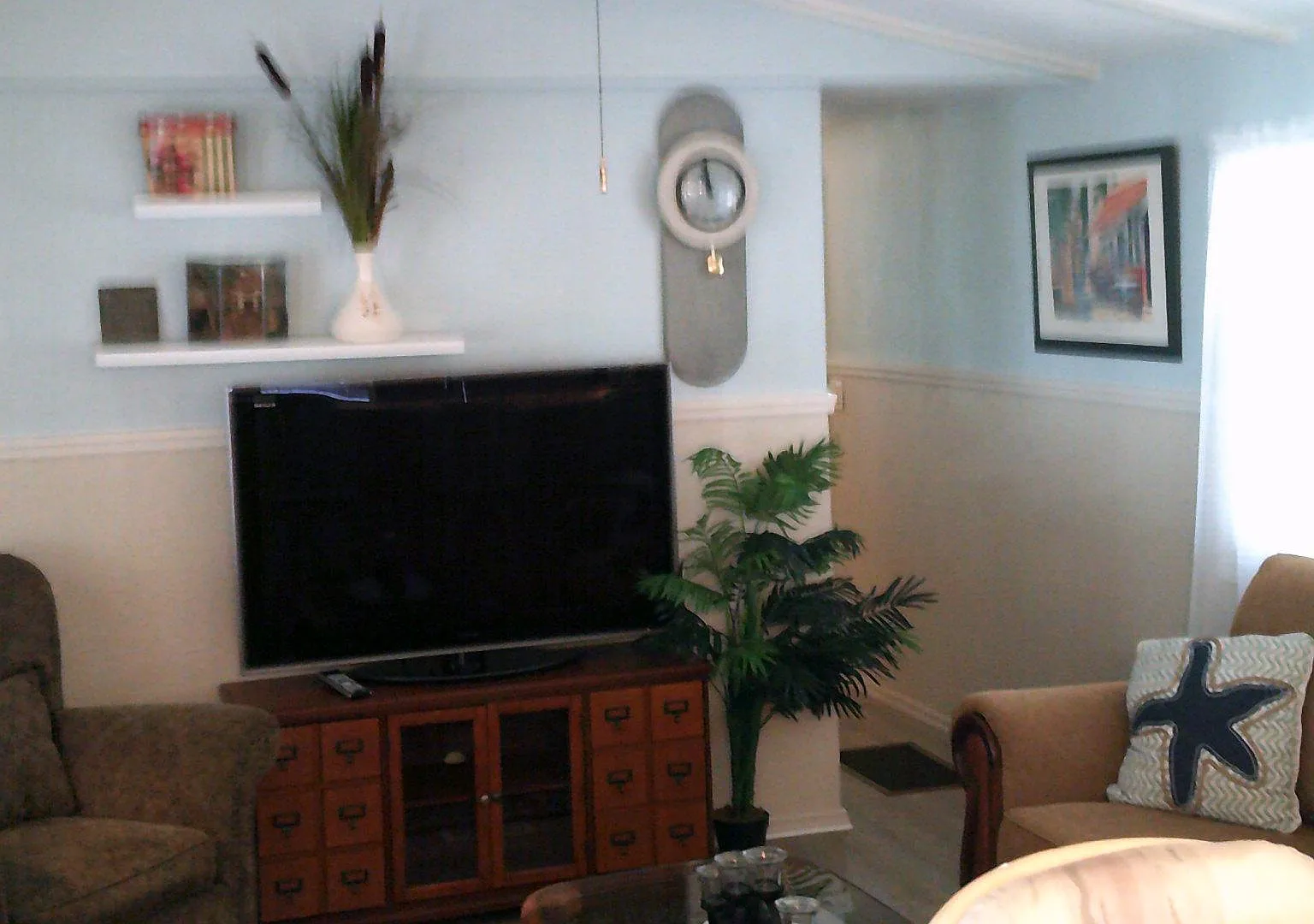2 bed, 672 sqft, $1,570 — Photo 1