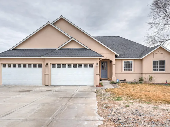 1850 Heidi Rd, Fallon, NV 89406