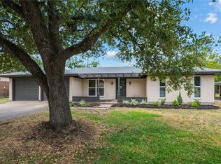 1509 Barak Ln, Bryan, TX 77802