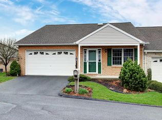610 Spring Hill Dr, Waynesboro, PA 17268