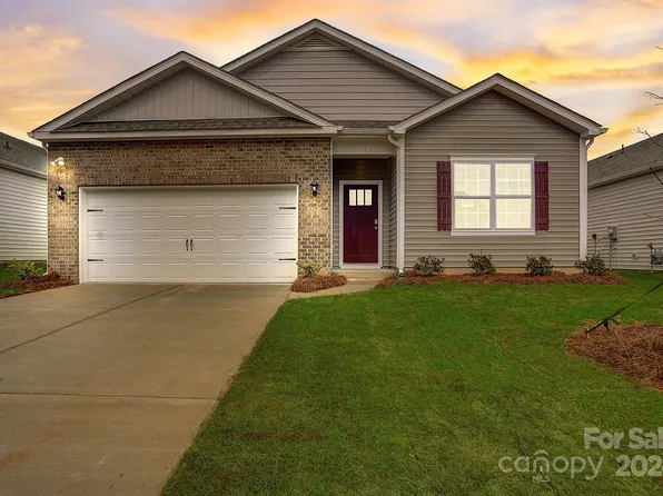 318 Brinkley Dr, Kings Mountain, NC 28086