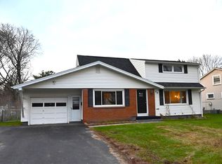 36 Jeanmoor Rd, Rochester, NY 14616