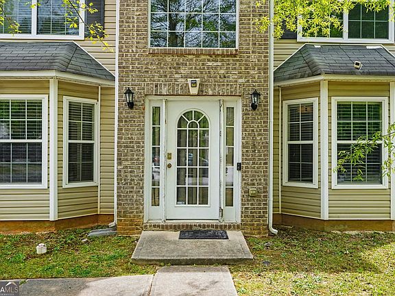 5th image of 8710 Walworth Ct