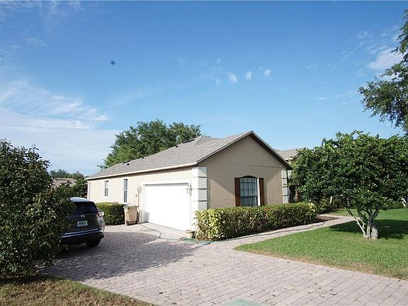 3rd image of 11340 Cypress Shore Ct