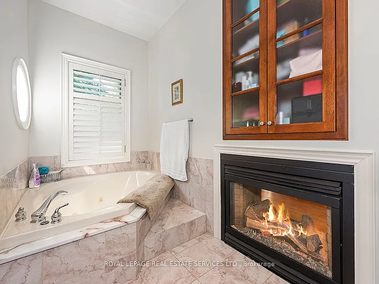 52 Herne Hl — Photo 28