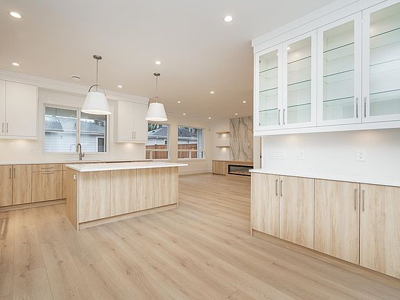 4th image of 5481 7th Ave