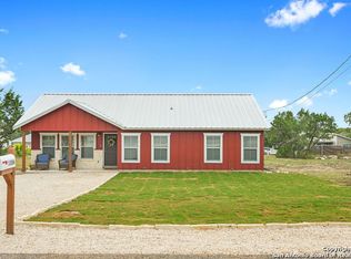 1286 Bob White Dr, Spring Branch, TX 78070