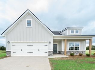 14 Heartland Blvd, Fort Mitchell, AL 36856