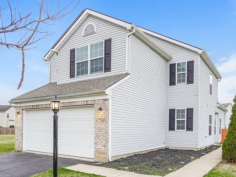 1272 Poplar Creek Ct — Photo 4