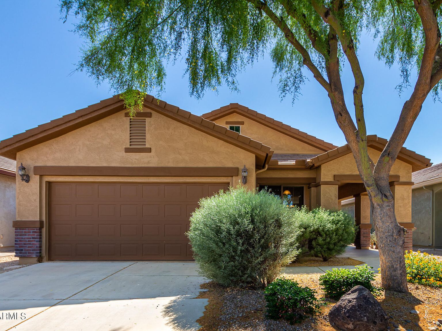 30414 N Saddlebag Ln