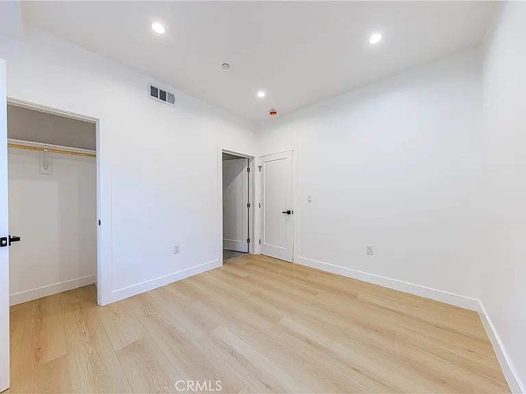 2426 S West View St #C — Photo 12