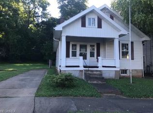 632 9th St, Marietta, OH 45750