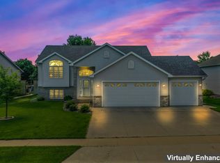 2218 Galileo Pl SW, Rochester, MN 55902