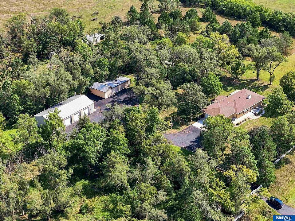 1st image of 8336 W Roca Rd
