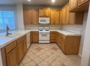 10048 Tittle Way, Elk Grove, CA 95757