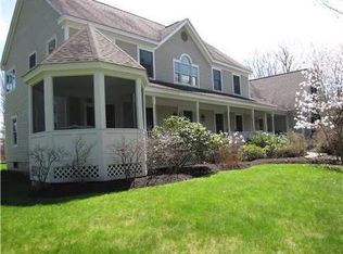 53 Waters Edge Dr, Yarmouth, ME 04096