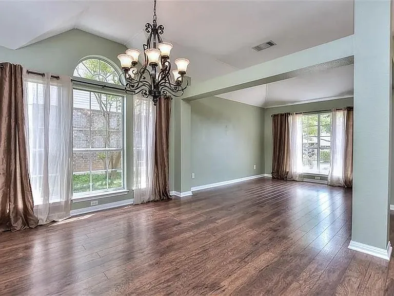 201 Rio Vista Dr — Photo 10