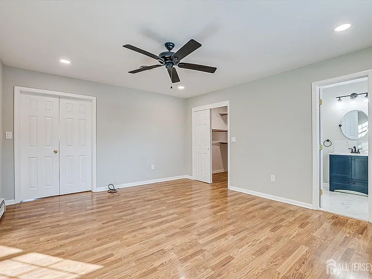145 Somerset Ave — Photo 18