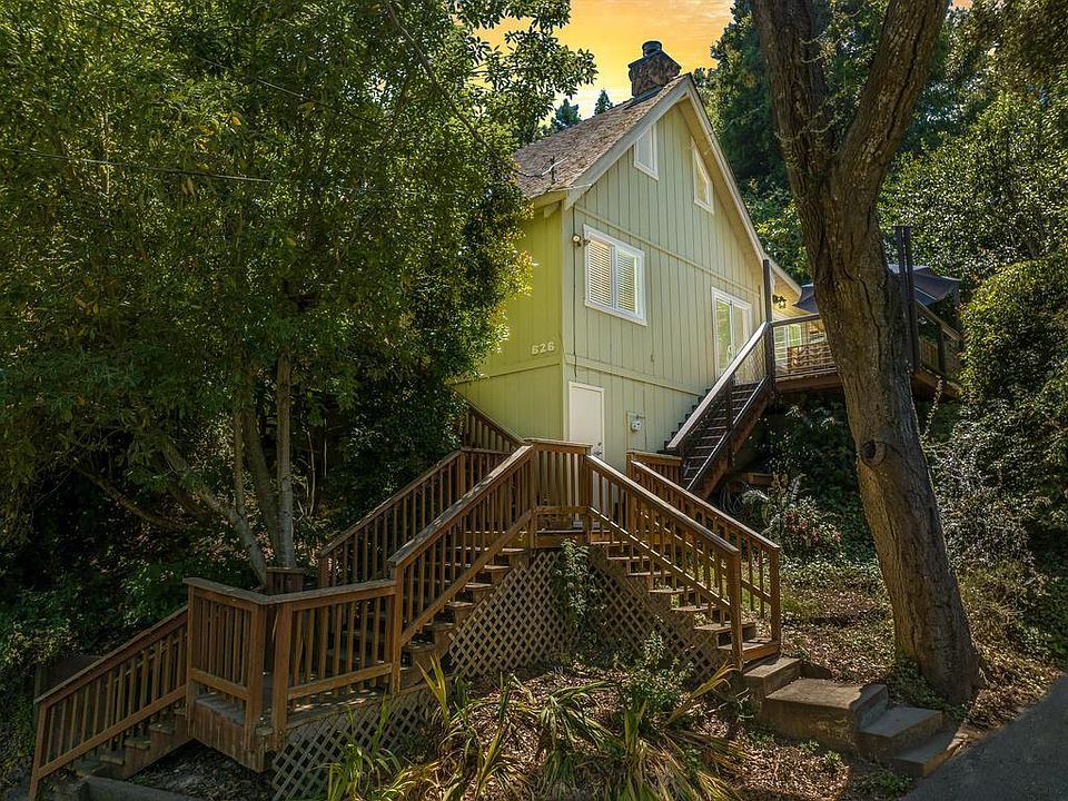 1st image of 626 Bonita Dr