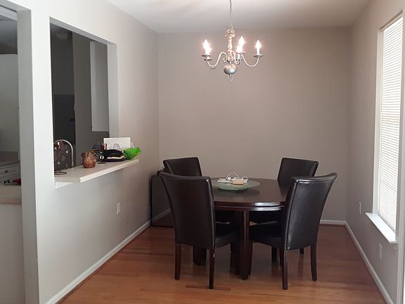 3rd image of 1013 Gamston Ln