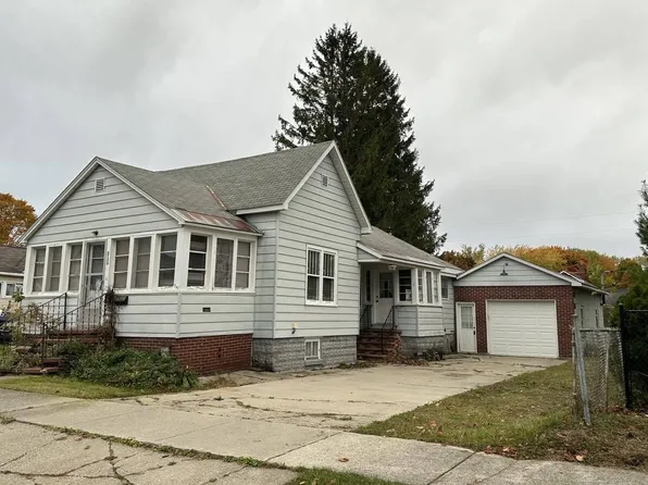 315 Tuttle St, Alpena, MI 49707