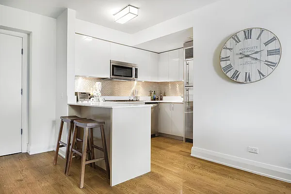 Rented by Compass | media 2