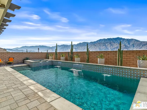 67351 Rio Vista Dr, Cathedral City, CA 92234