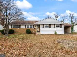 1108 Laurel Rd, Edgewater Park, NJ 08010