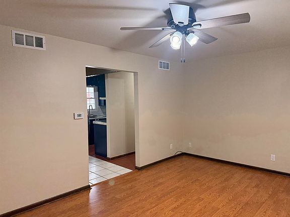 4th image of 802 McDonald Road