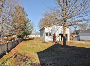 107 W Washington St, Towanda, IL 61776