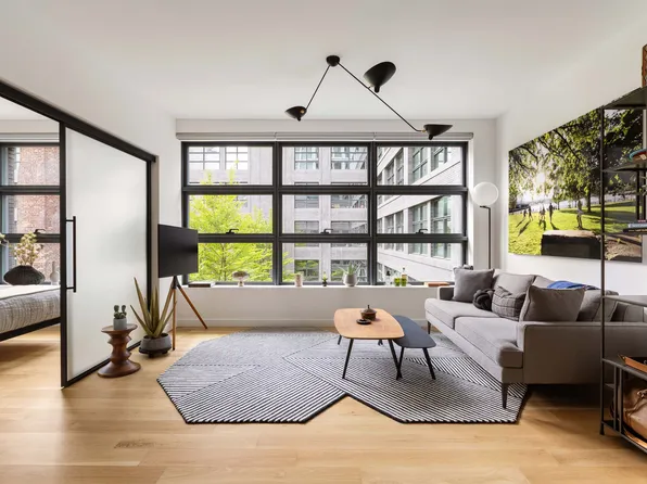 547 West 47th Street image 1 of 28